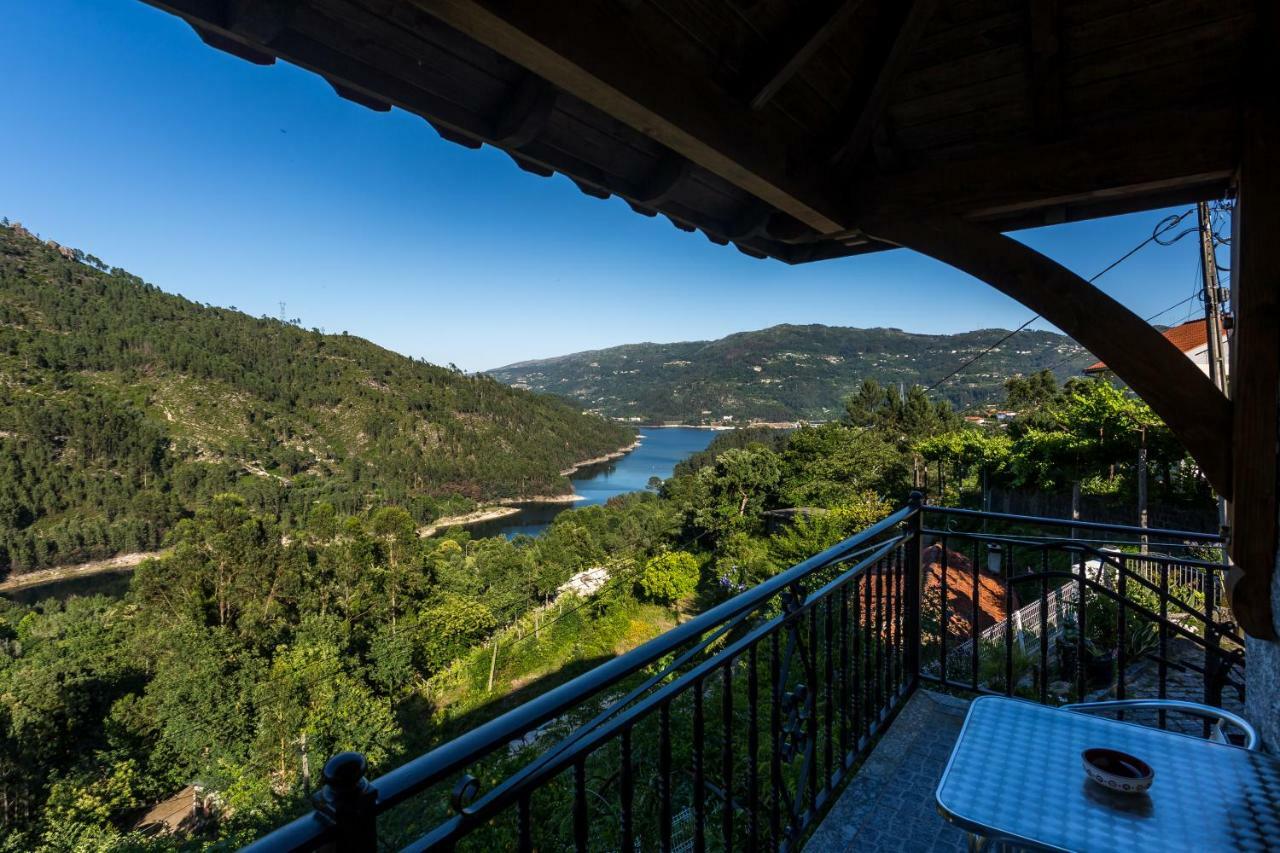 Casa de Luxo no Gerês  Casas no Gerês para Alugar